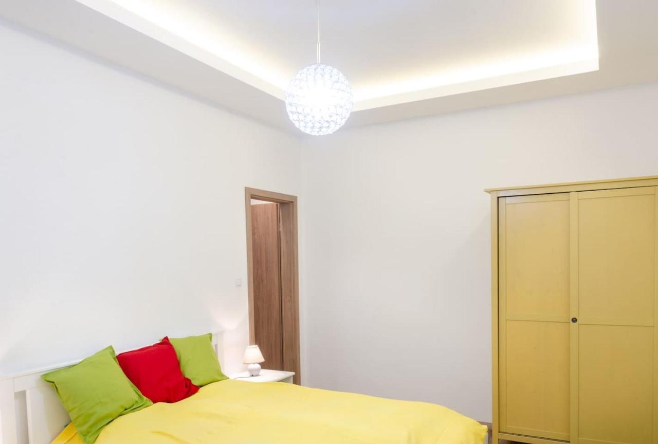 3 En Suit Bedroom Flat In The Main Centre For 6Ppl, 3Bdr,3Bthr,Ac Budapest Exterior photo