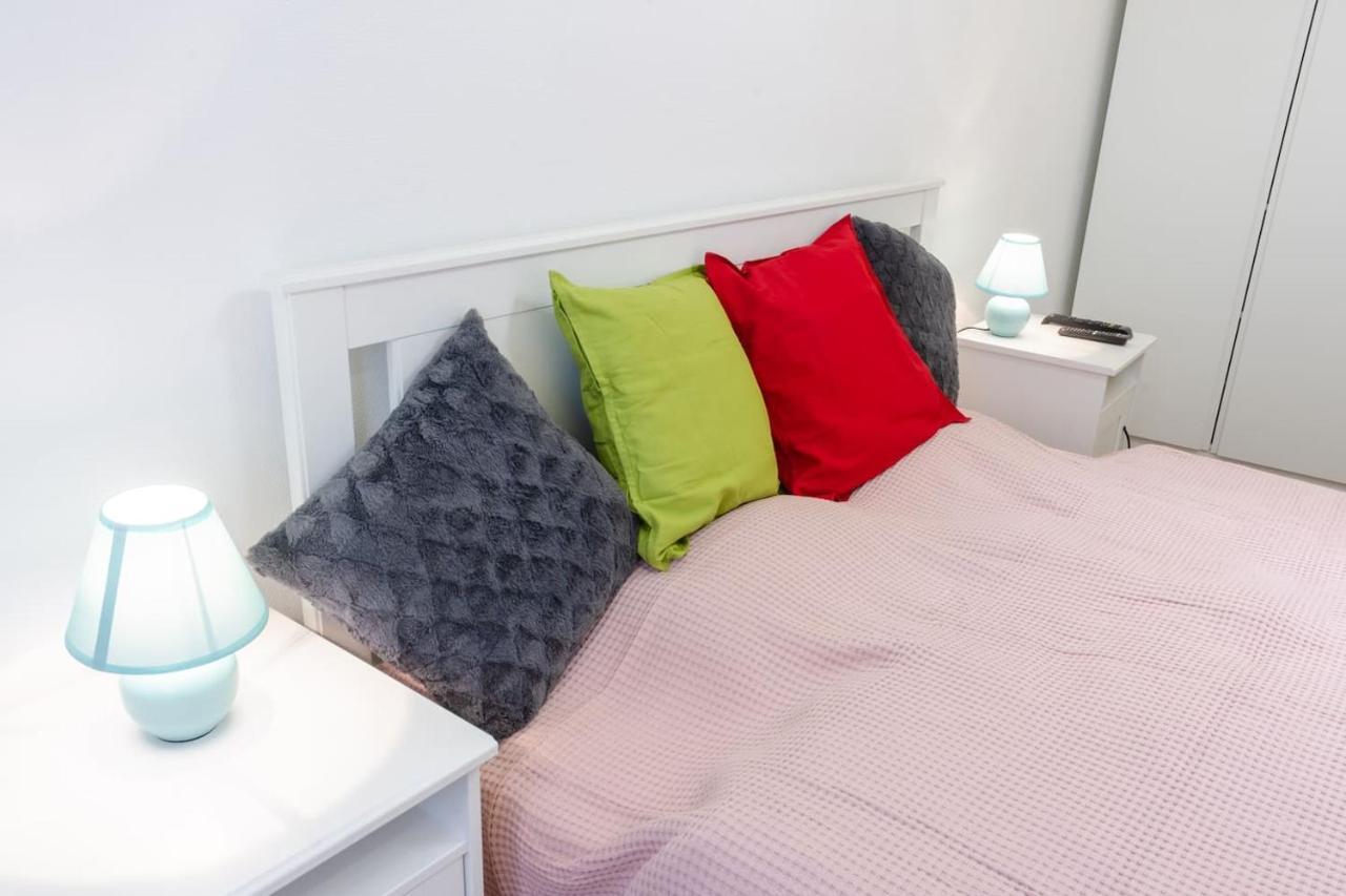 3 En Suit Bedroom Flat In The Main Centre For 6Ppl, 3Bdr,3Bthr,Ac Budapest Exterior photo